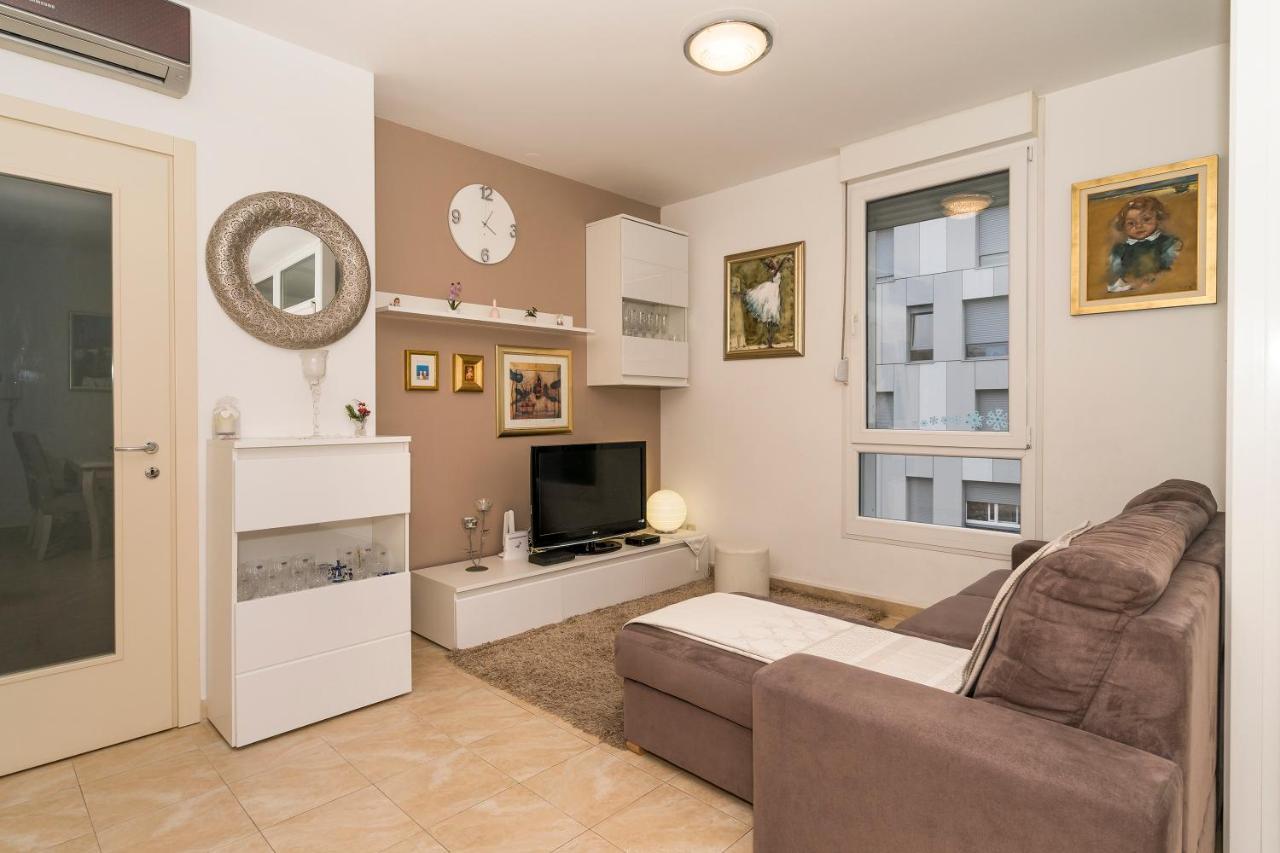 Luxury 1 Bedroom App Center&Balcony Free Parking Split Eksteriør billede