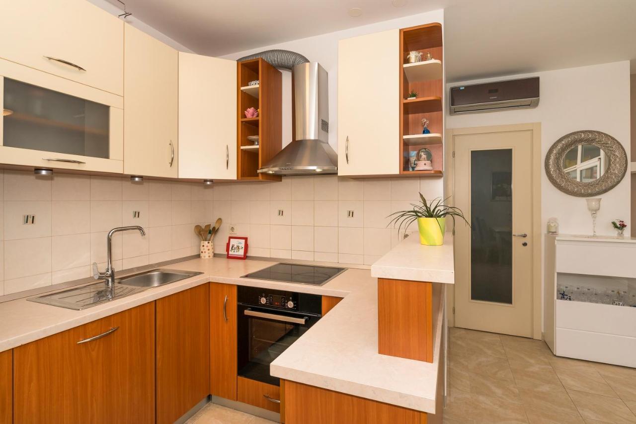 Luxury 1 Bedroom App Center&Balcony Free Parking Split Eksteriør billede